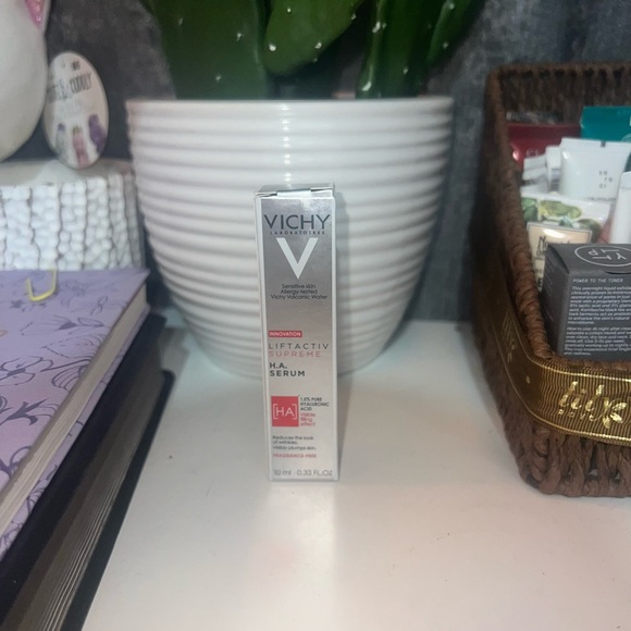 Vichy Liftactiv Supreme HA Anti-Aging Serum - Silver - Picture 1 of 2